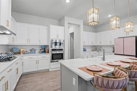 8909 Saddle Free Trail Fort Worth TX 76123