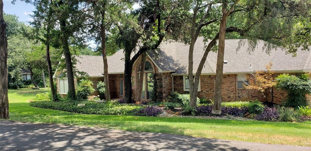 Photo of 7451 Lake Ridge Road, Flower Mound, TX 75022 (MLS # 21251958)