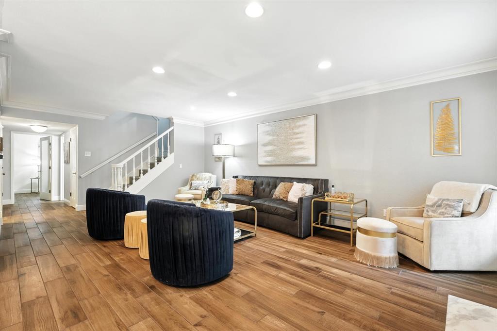 Duck Creek Twnhs - Residential Lease