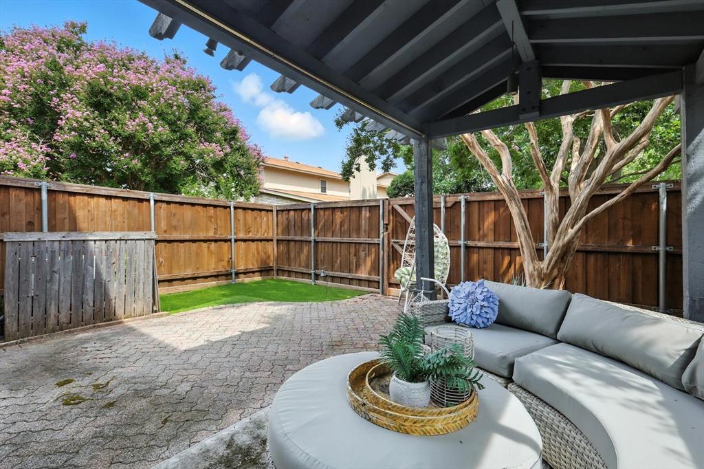 Duck Creek Twnhs - Residential Lease