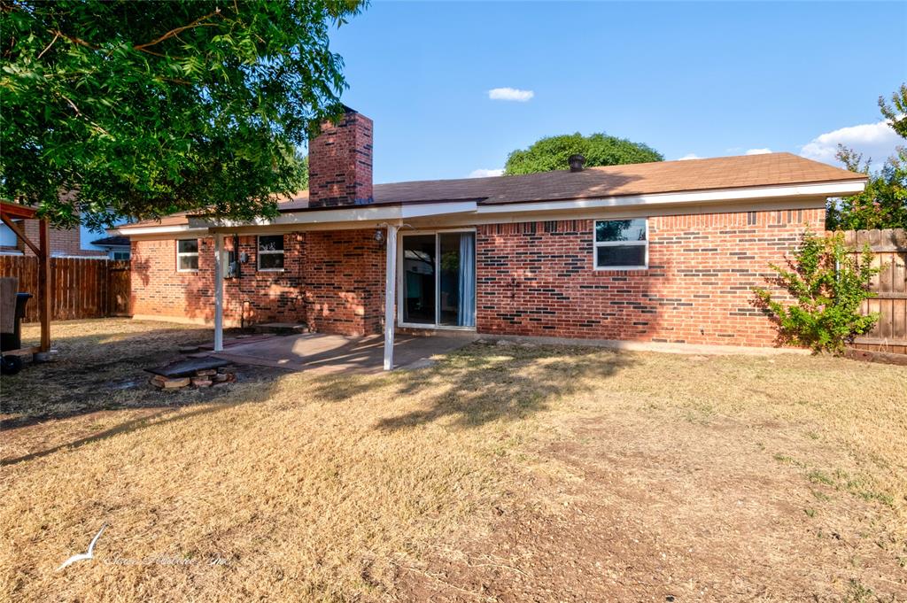 Abilene, Texas 79606, United States, 3 Bedrooms Bedrooms, ,2 BathroomsBathrooms,Residential,Pending,48589