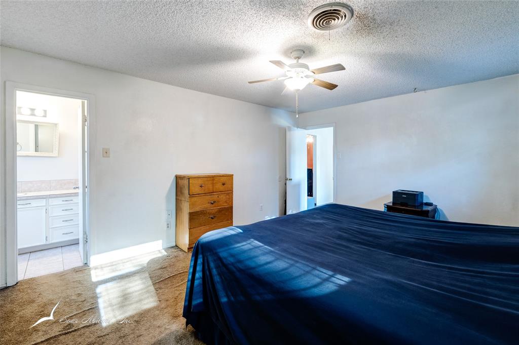 Abilene, Texas 79606, United States, 3 Bedrooms Bedrooms, ,2 BathroomsBathrooms,Residential,Pending,48589