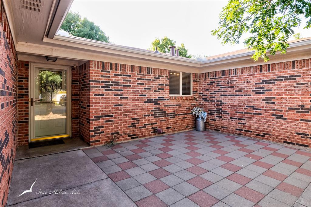 Abilene, Texas 79606, United States, 3 Bedrooms Bedrooms, ,2 BathroomsBathrooms,Residential,Pending,48589