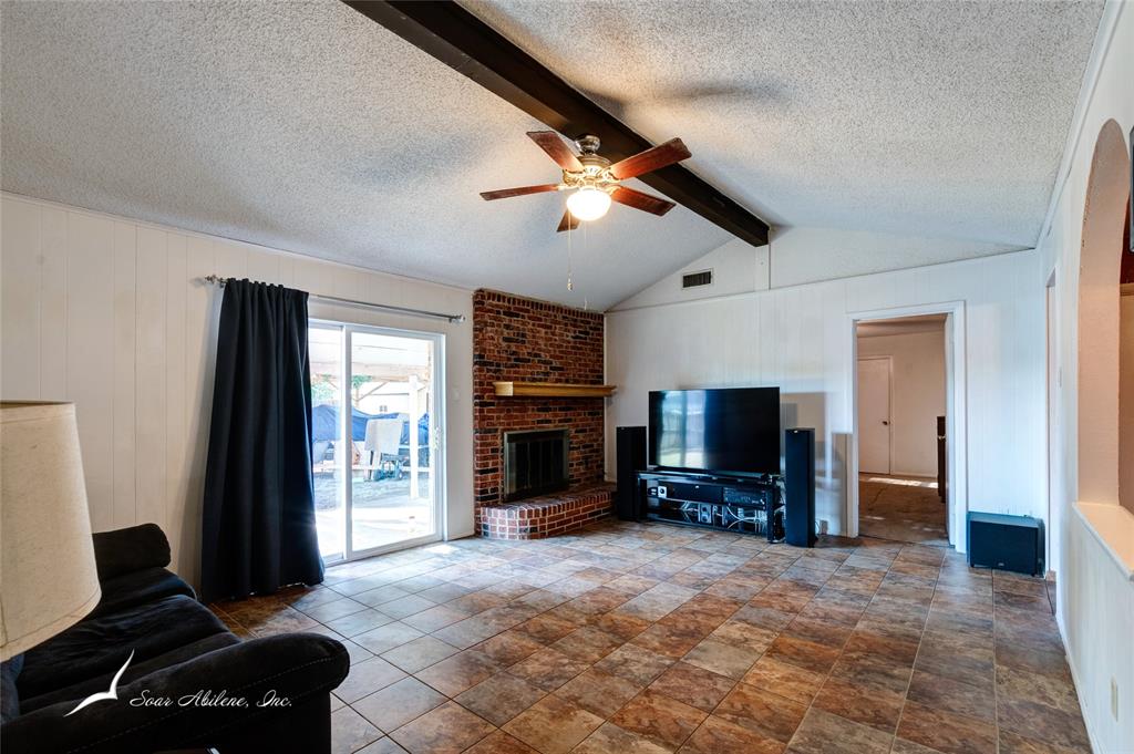 Abilene, Texas 79606, United States, 3 Bedrooms Bedrooms, ,2 BathroomsBathrooms,Residential,Pending,48589