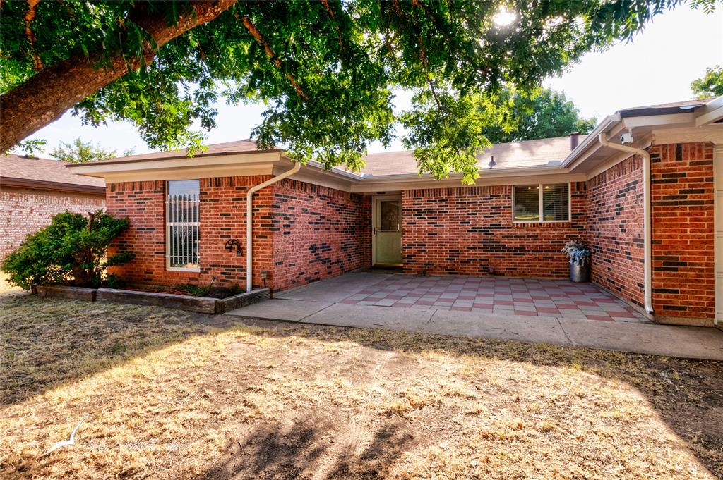 Abilene, Texas 79606, United States, 3 Bedrooms Bedrooms, ,2 BathroomsBathrooms,Residential,Pending,48589