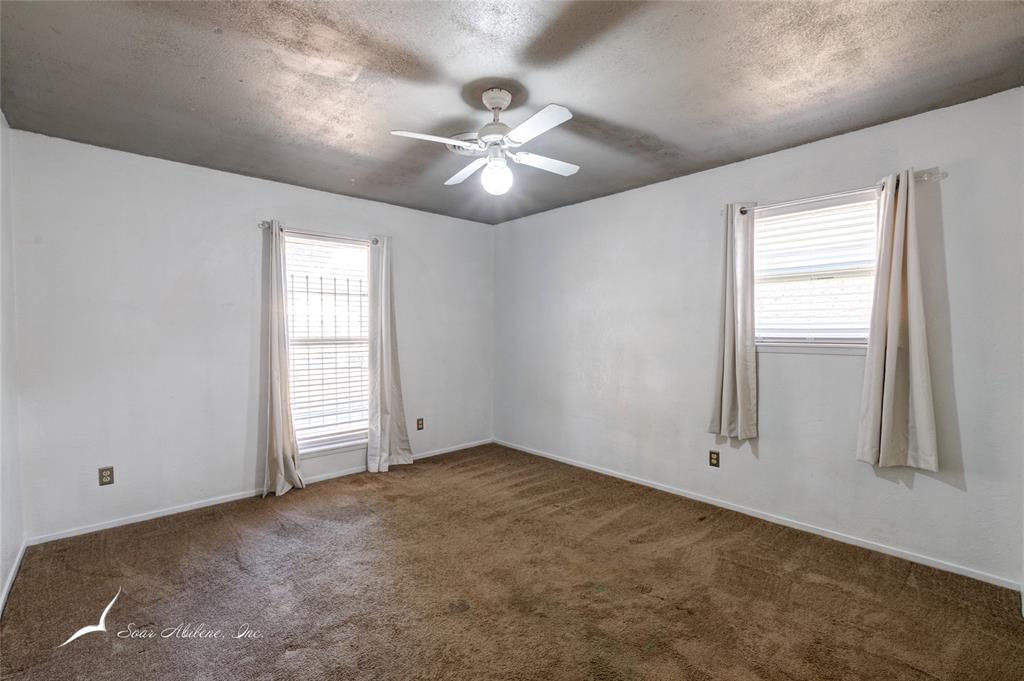 Abilene, Texas 79606, United States, 3 Bedrooms Bedrooms, ,2 BathroomsBathrooms,Residential,Pending,48589