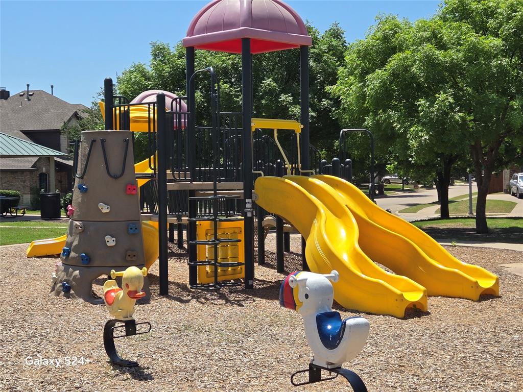 Twin Mills Addition - Residential Lease