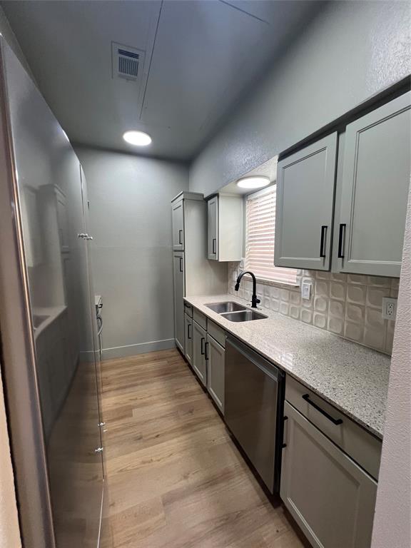 Cole Ave Condo 3919 - Residential Lease