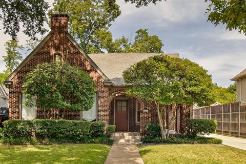 5815 Marquita Avenue Dallas TX 75206