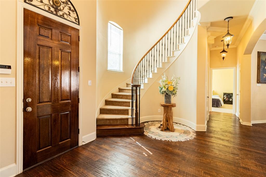 920 White River Drive