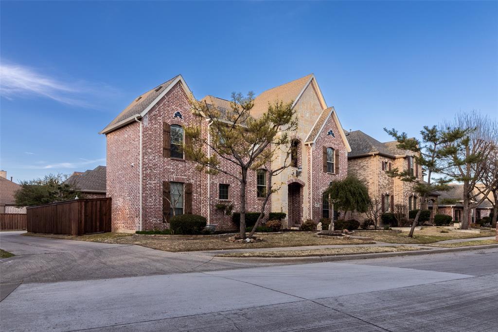 920 White River Drive