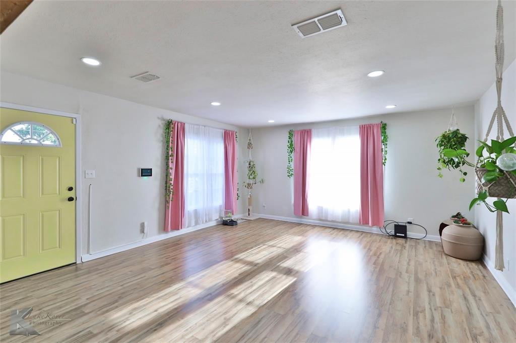 400 E Arkansas Avenue