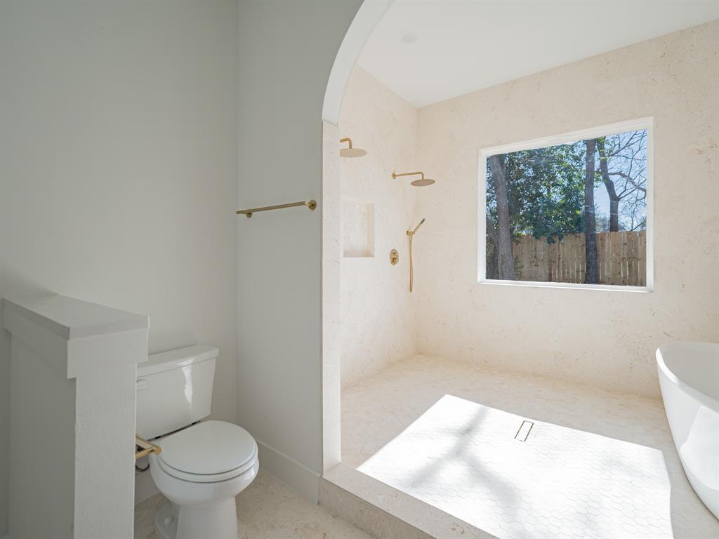 EDMORE VALENTINE - Residential