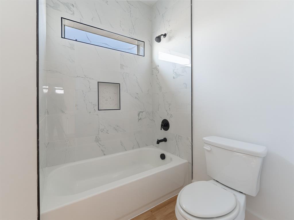 EDMORE VALENTINE - Residential