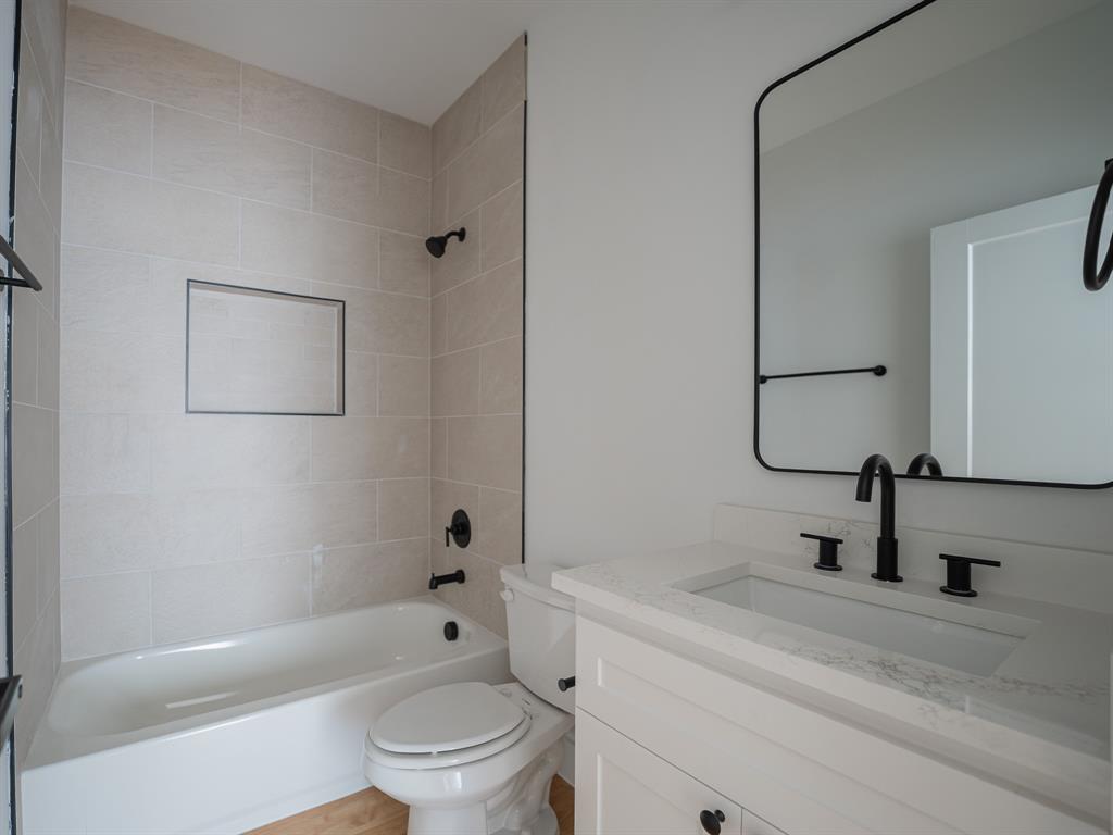 EDMORE VALENTINE - Residential