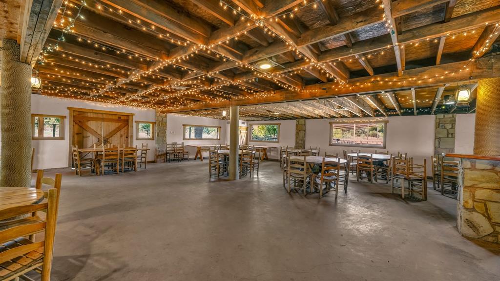 3220 Mineral Wells Highway