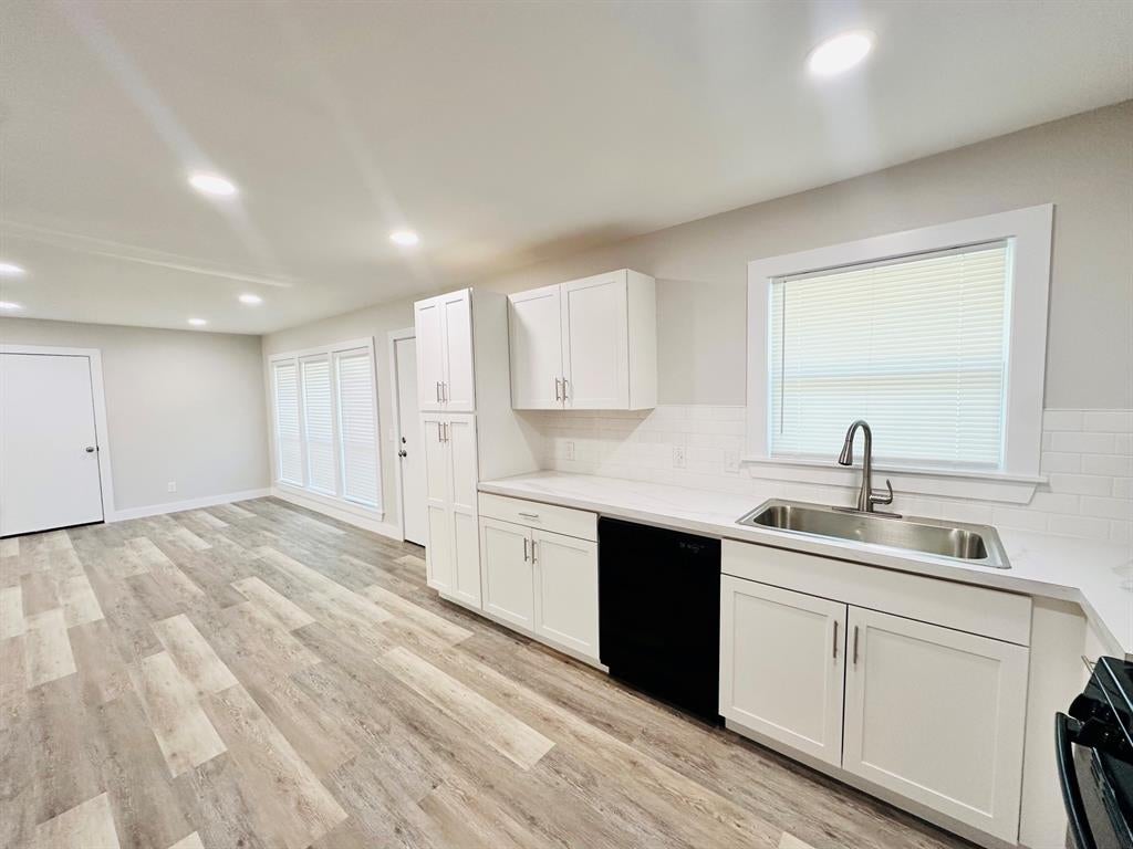 2116 Pinecrest Drive