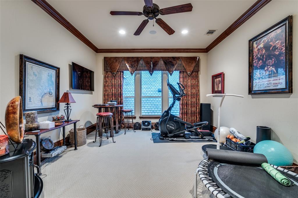 Starwood Ph Four Village 18 - Residential