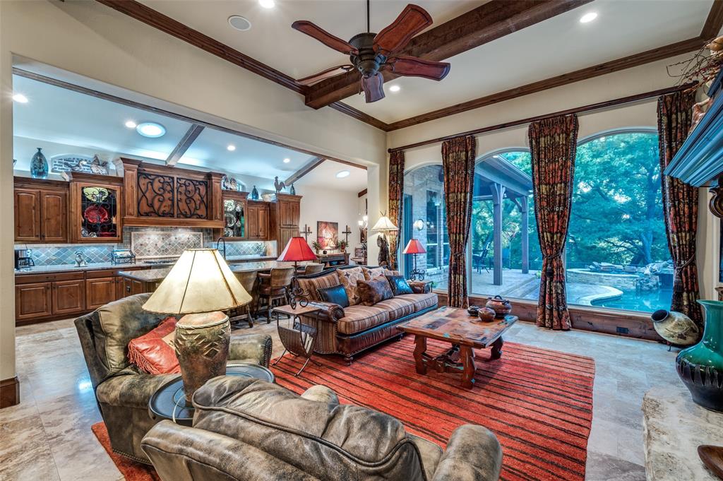 Starwood Ph Four Village 18 - Residential