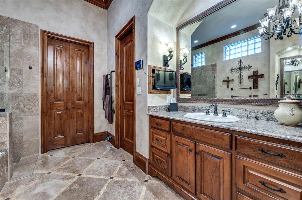 Starwood Ph Four Village 18 - Residential