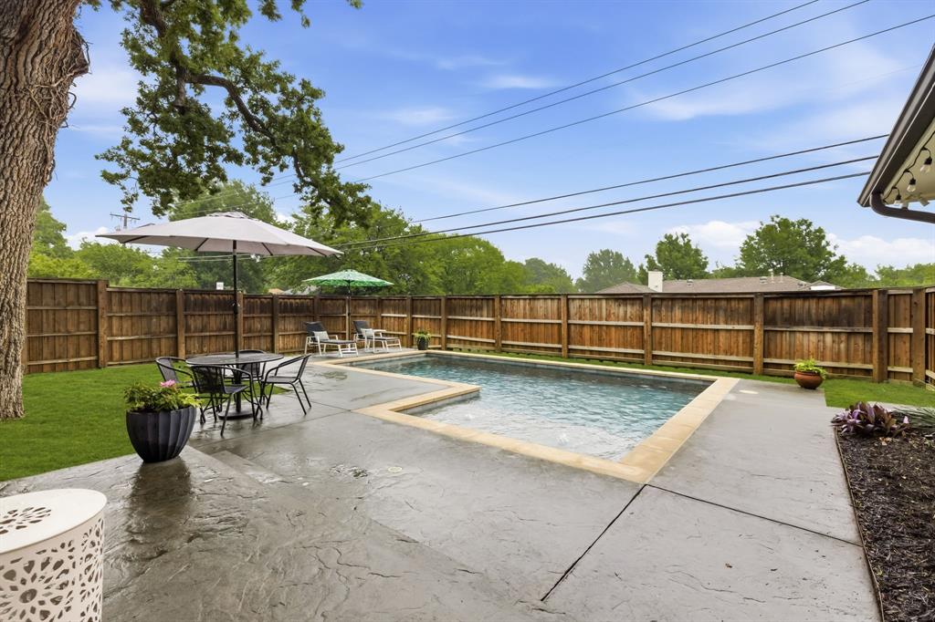 200 Mockingbird Lane