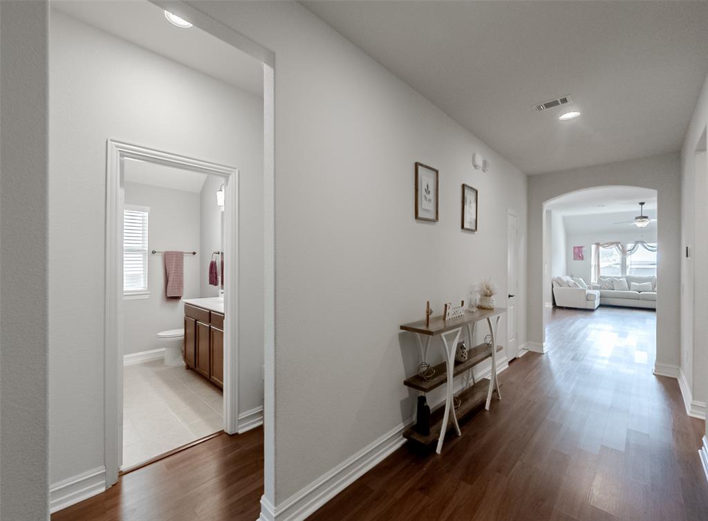 2507 Linwood Drive