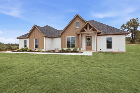 Photo of 124 Norene Lane, Weatherford, TX 76088 (MLS # 21402369)