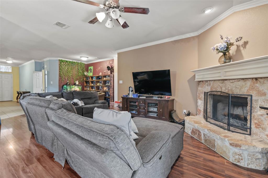 909 Jodie Drive