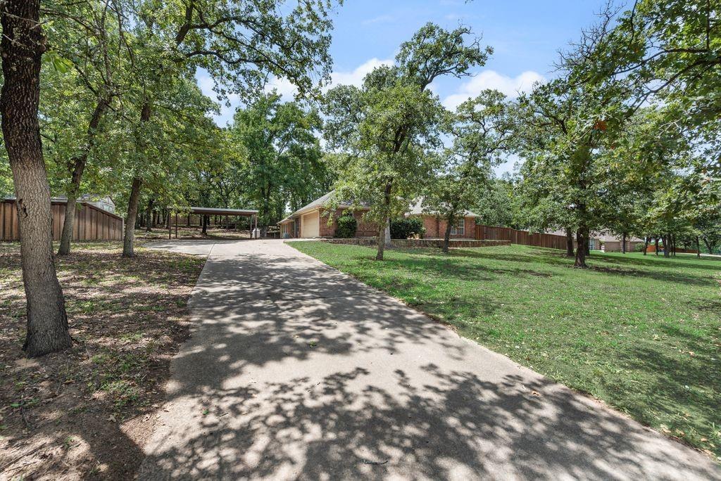 1022 Oak Tree Drive