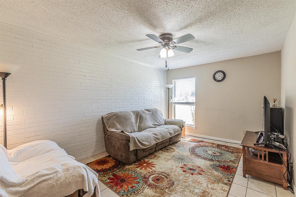 Mountain Creek Twnhs 02 - Residential