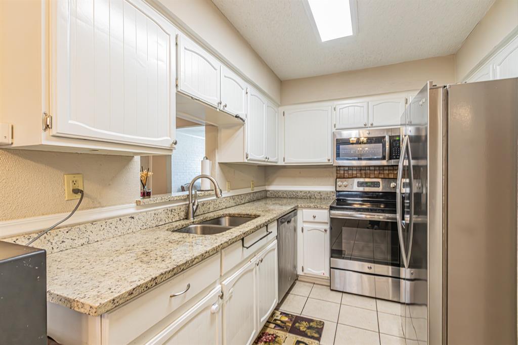 Mountain Creek Twnhs 02 - Residential