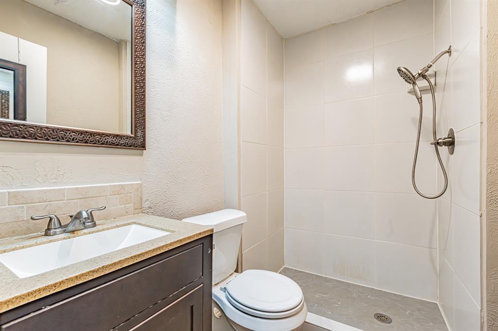 Mountain Creek Twnhs 02 - Residential