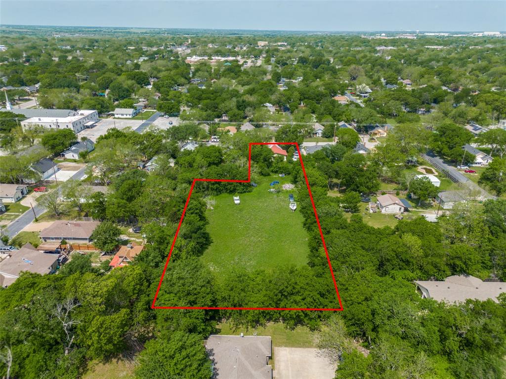 Town - Waxahachie - Land