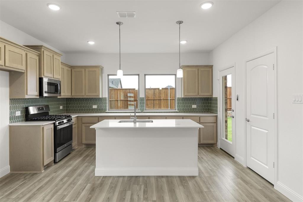 1612 Grassy Pond Road