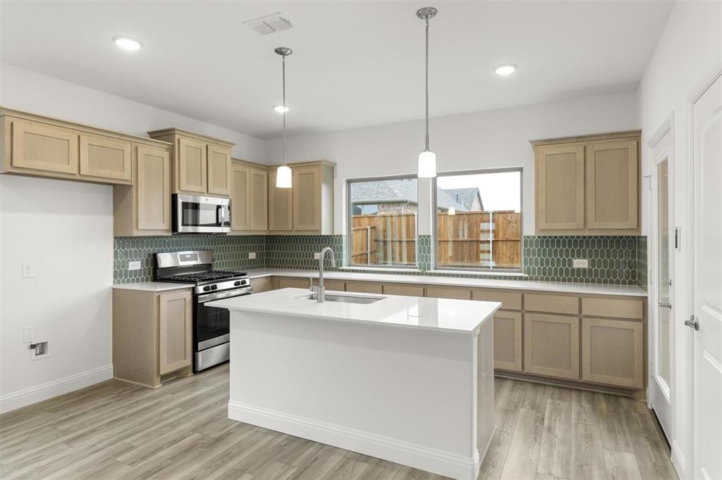 1612 Grassy Pond Road