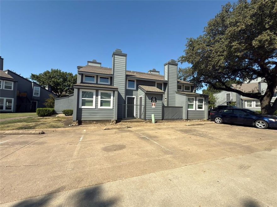 This charming first-floor unit features two levels with a spacious living area with a fireplace, spacious bedroom, and lots of closet space. Appliances are installed despite photos. Pets cannot be larger than 25lbs.