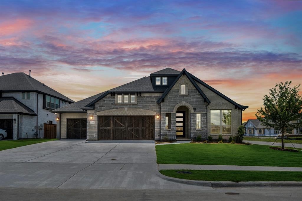 3749 Mesa Verde Drive
