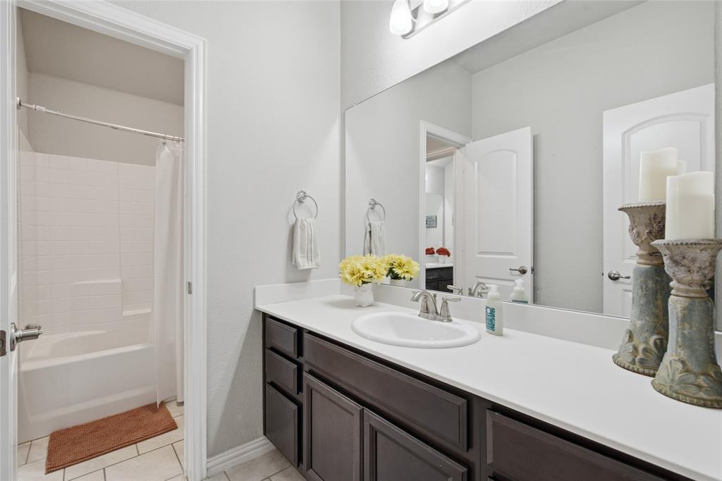 Valencia on the Lake Ph 3b - Residential