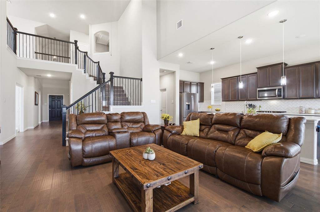 Valencia on the Lake Ph 3b - Residential