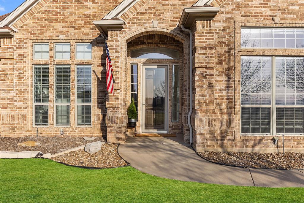 3417 N Bay Breeze Lane