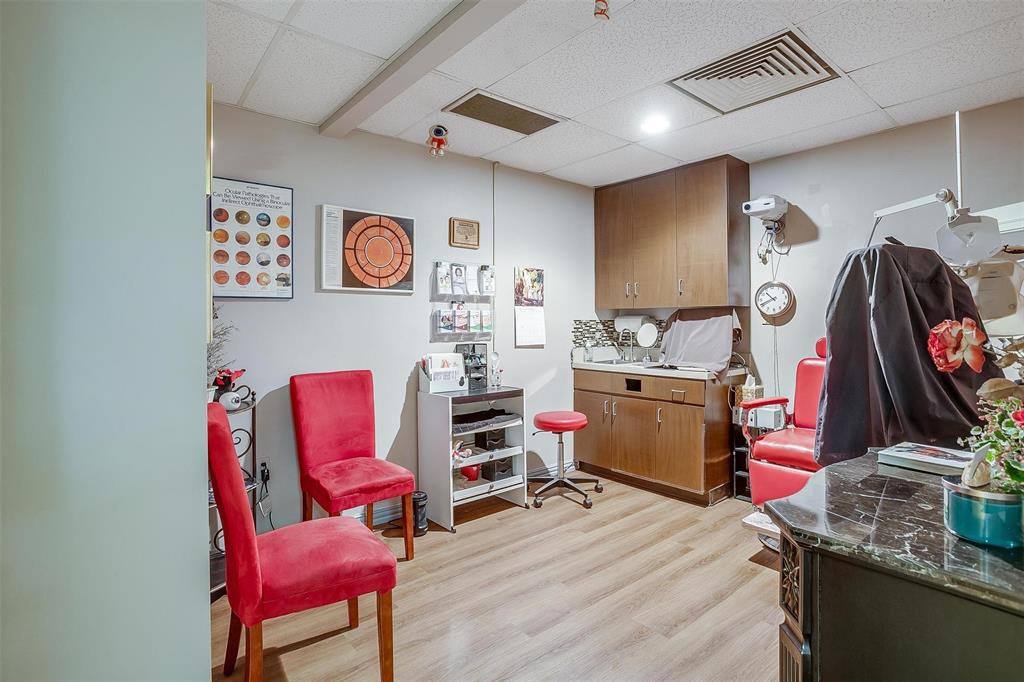 Wedgwood Add - Commercial Sale