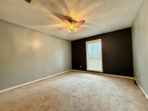 Tiny photo for 2104 Greenbriar Dr Dr, Ruston, LA 71270 (MLS # 21197440)