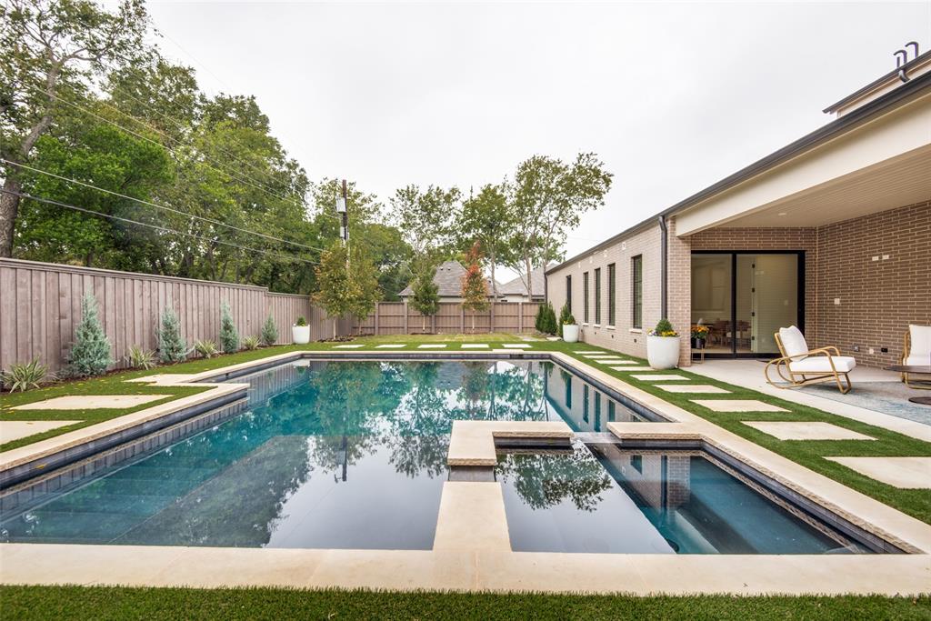 MEADOWBROOK TERRACE 2 - Residential