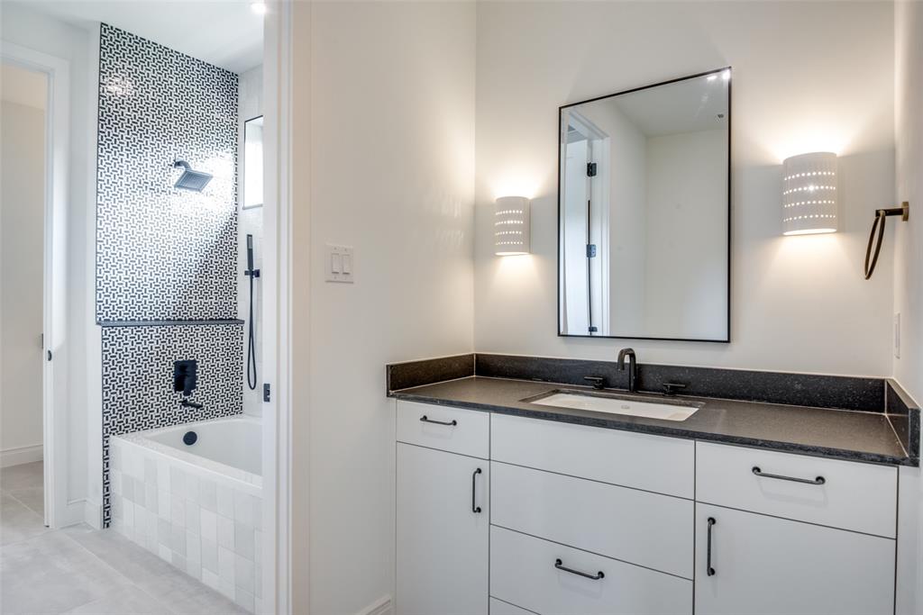 MEADOWBROOK TERRACE 2 - Residential