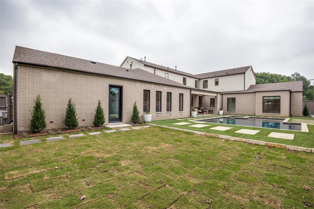 MEADOWBROOK TERRACE 2 - Residential