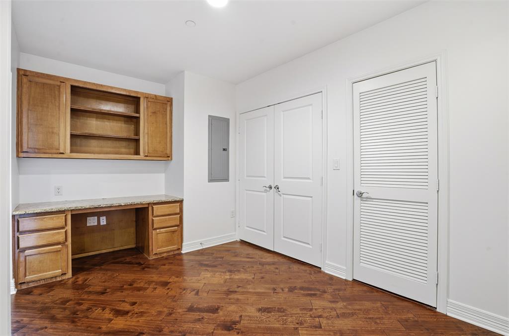 Tower Residential II Condo - Residential Lease