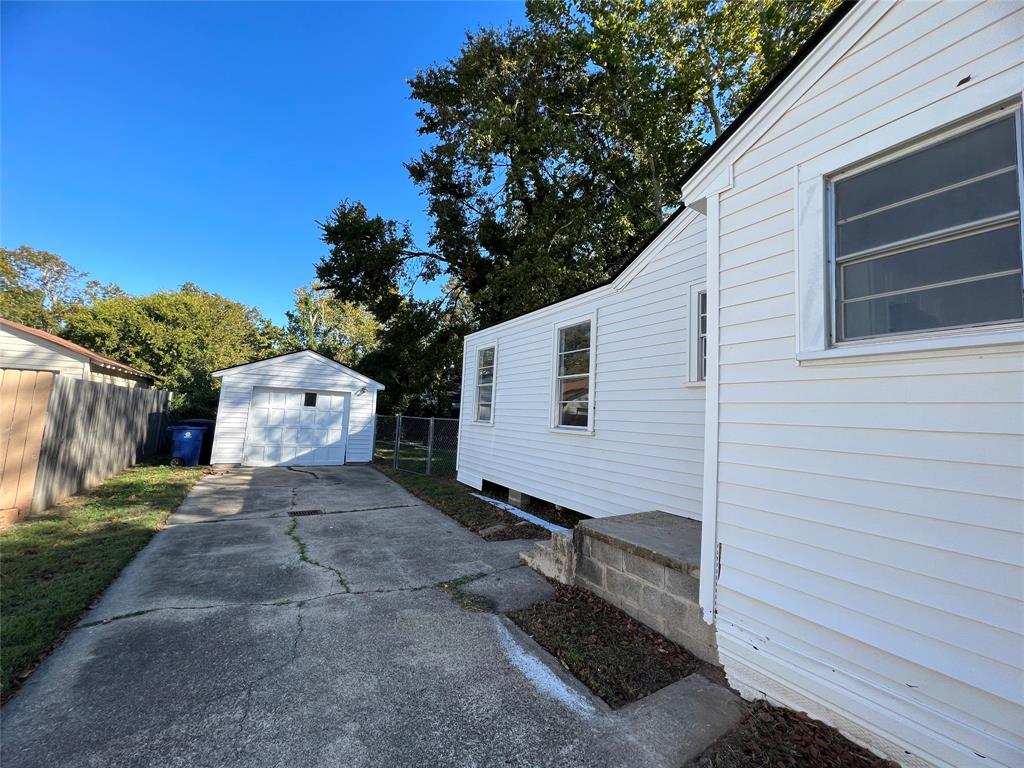 Waterside Sub - Residential Lease