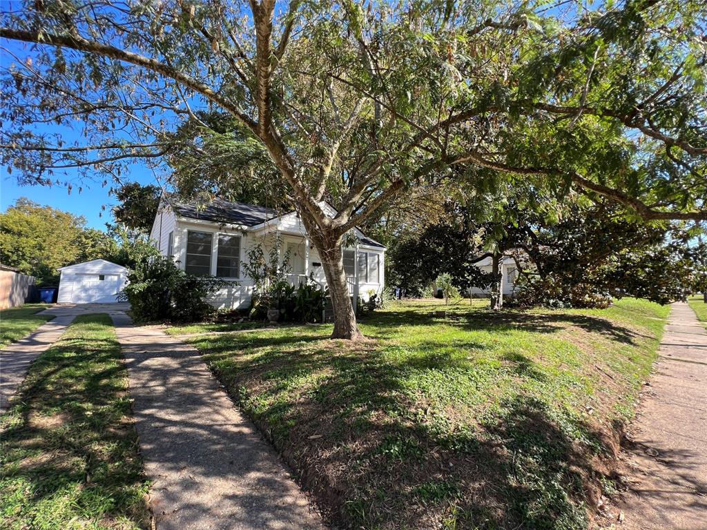 Waterside Sub - Residential Lease