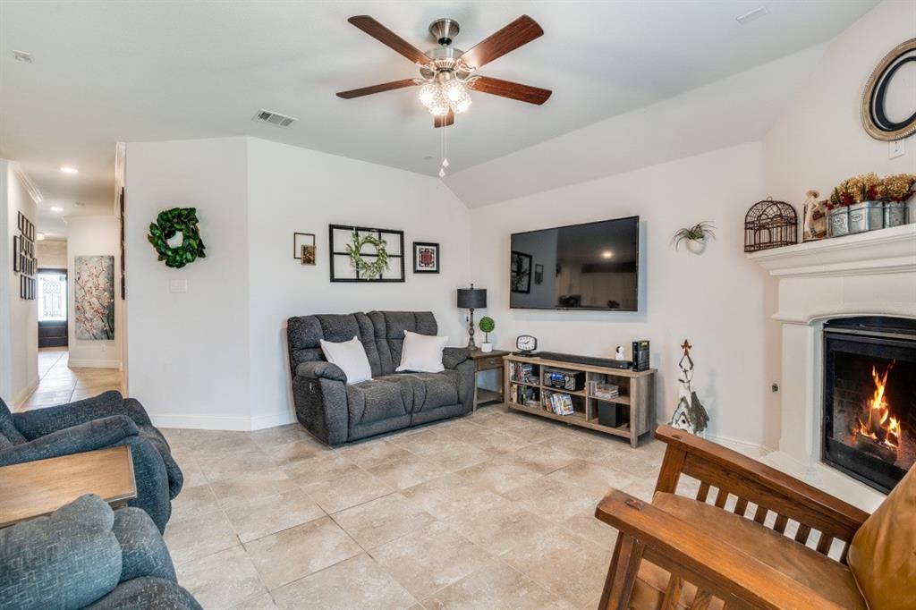 WILLIAMSBURG PH 1B-2 - Residential