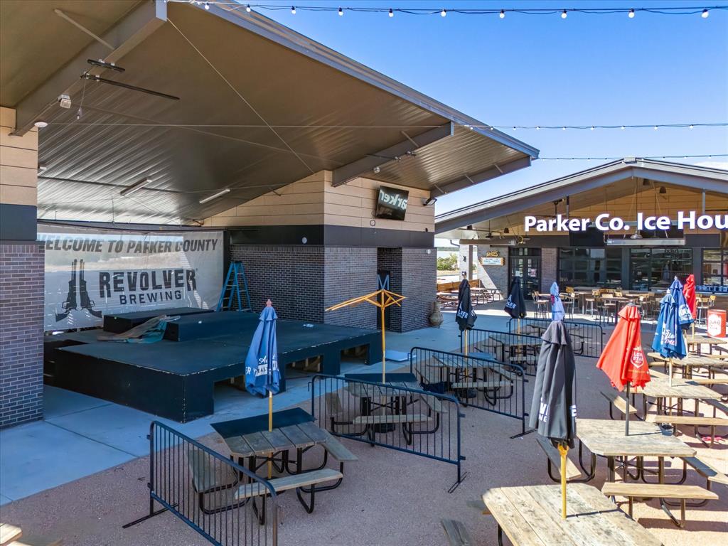 The Village At Willow - Commercial Sale